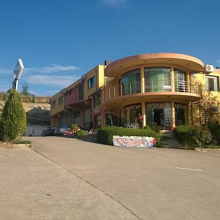 Motel Elegance Σαντάνσκι Εξωτερικό φωτογραφία