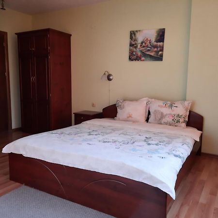 Motel Elegance Σαντάνσκι Εξωτερικό φωτογραφία