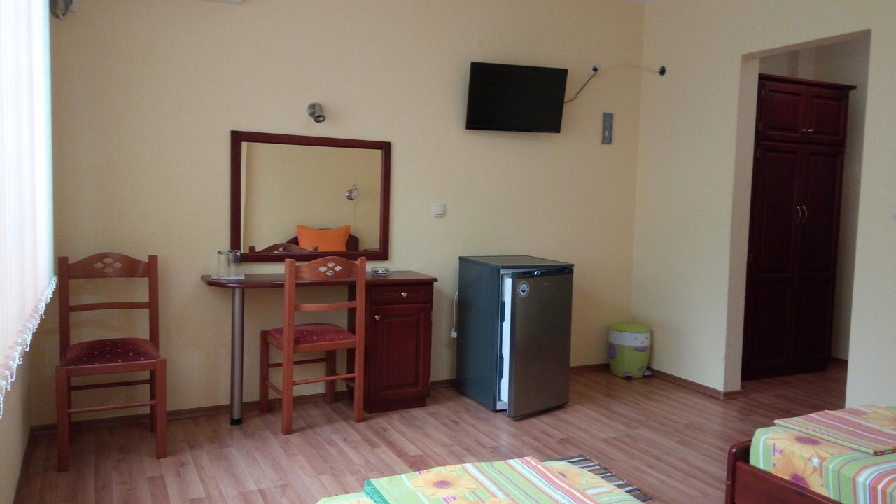 Motel Elegance Σαντάνσκι Εξωτερικό φωτογραφία